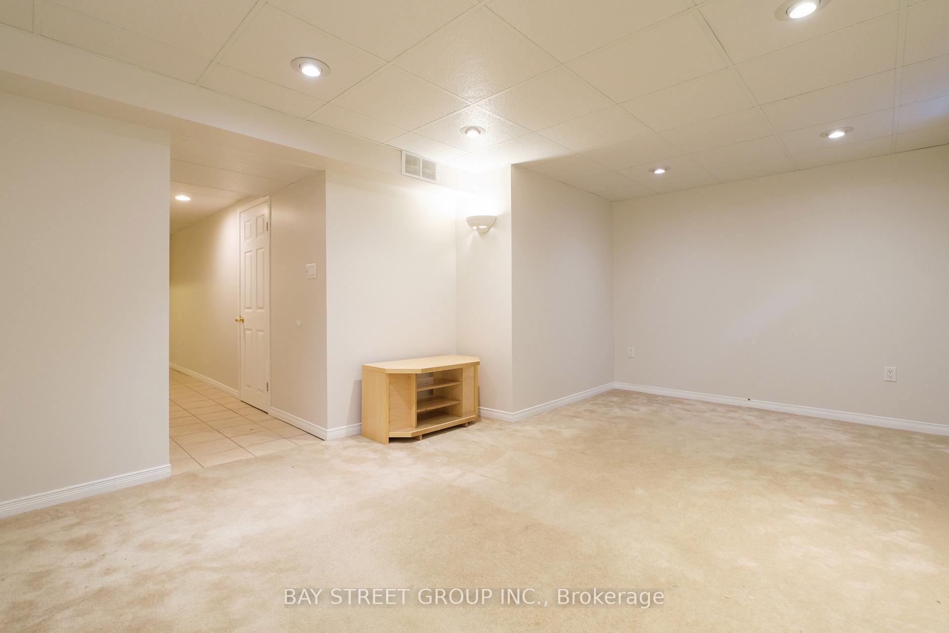 Photo 12 of Unit 41, 610 Barton Street, Hamilton, Stoney Creek — HOMEH