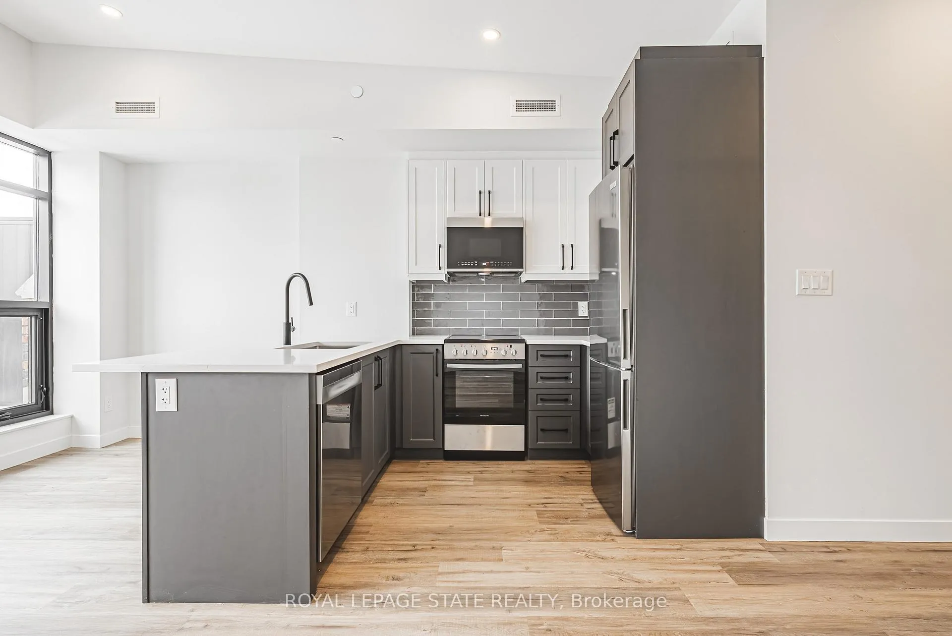 Photo 8 of Unit 305, 555 Sanatorium Road, Hamilton, Mountview — HOMEH