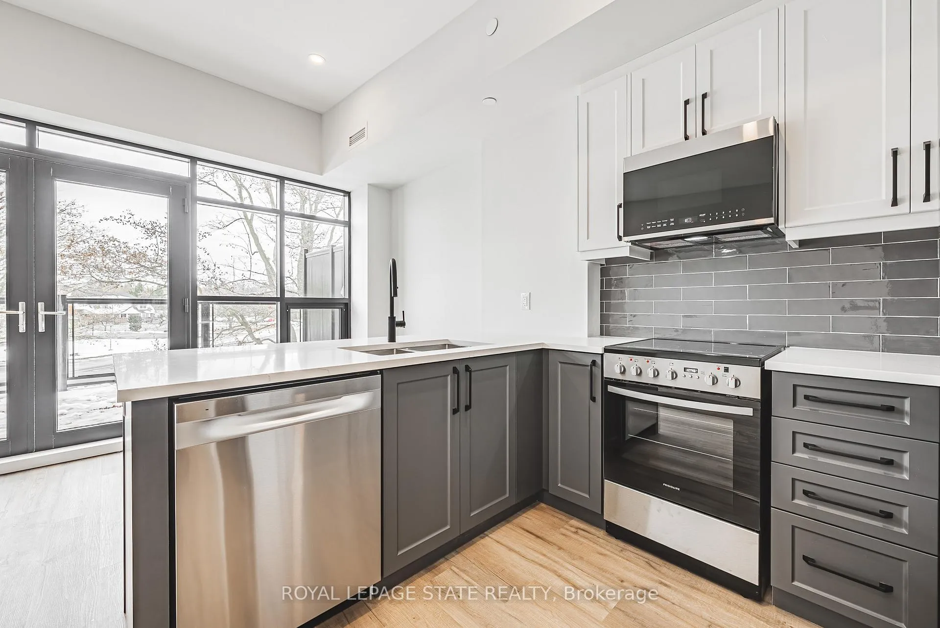 Photo 9 of Unit 305, 555 Sanatorium Road, Hamilton, Mountview — HOMEH