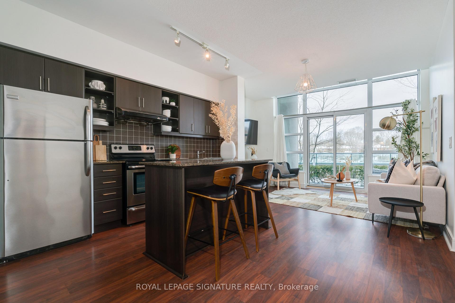 Photo 6 of Unit 124, 35 Brian Peck Crescent, Toronto, Thorncliffe Park — HOMEH