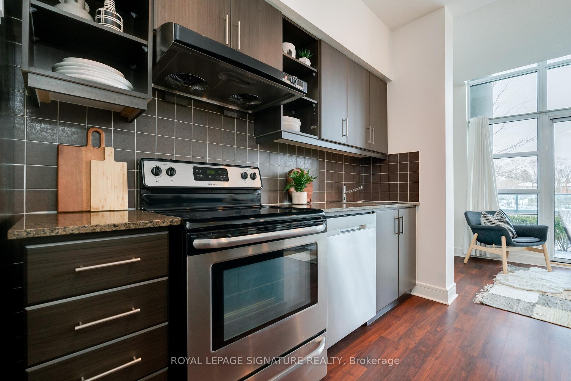 Photo 9 of Unit 124, 35 Brian Peck Crescent, Toronto, Thorncliffe Park — HOMEH