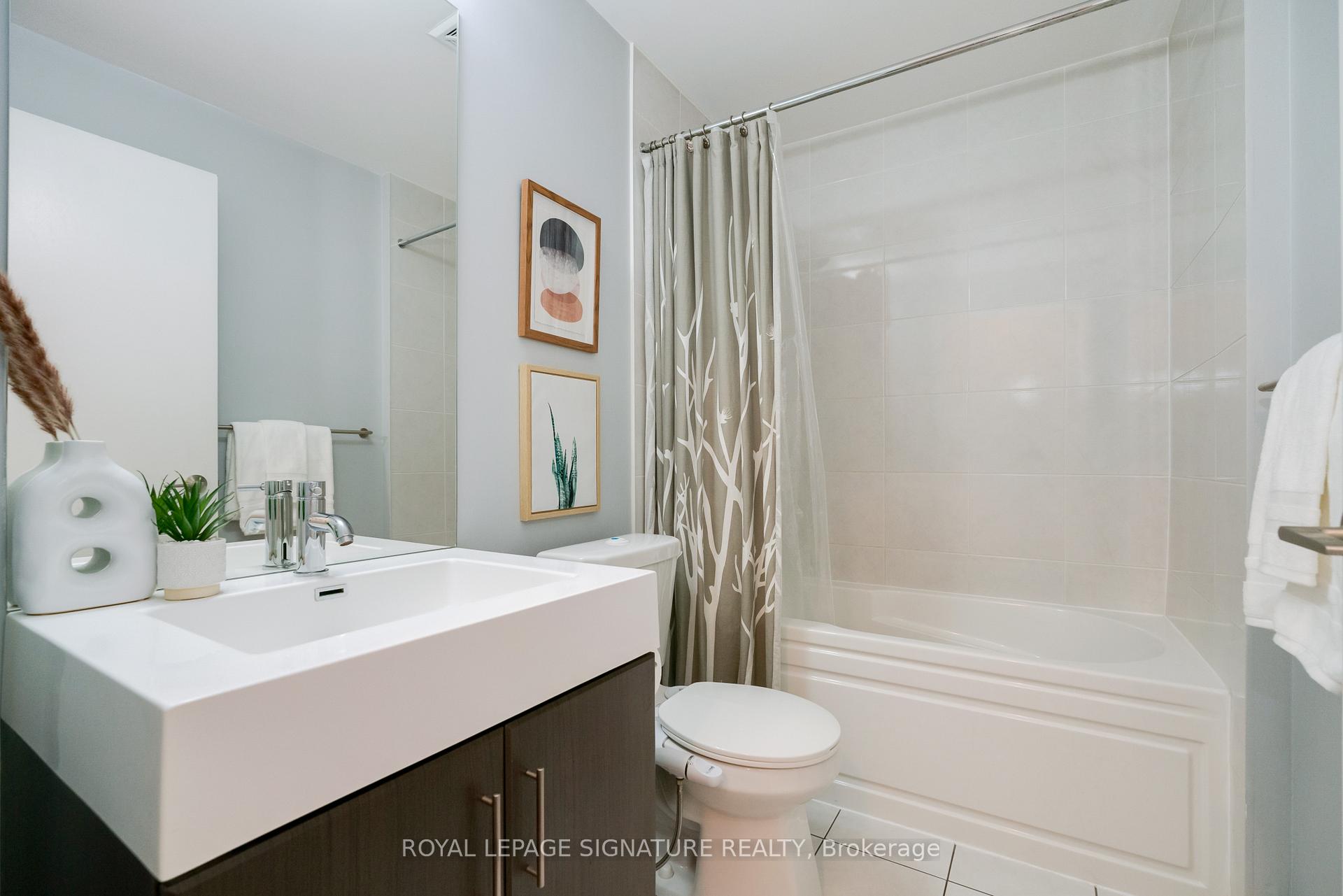 Photo 18 of Unit 124, 35 Brian Peck Crescent, Toronto, Thorncliffe Park — HOMEH