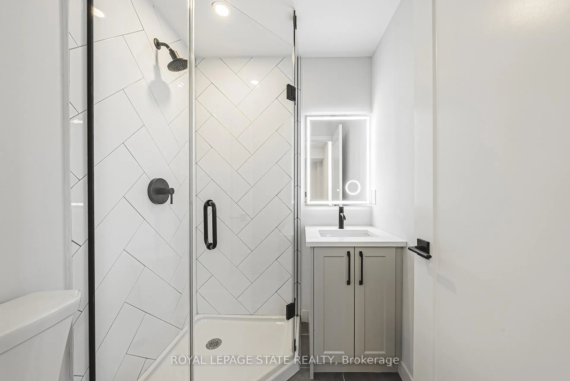 Photo 20 of Unit 204, 555 Sanatorium Road, Hamilton, Mountview — HOMEH