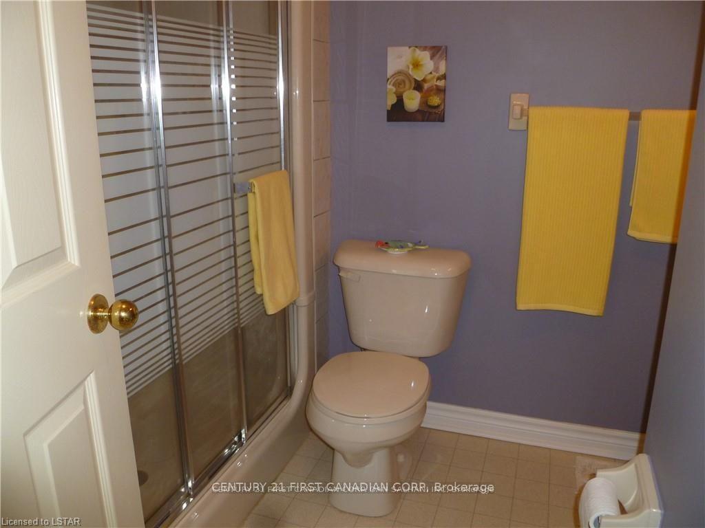 Photo 4 of Unit 25, 374 Front Street, Central Elgin, Rural Central Elgin — HOMEH