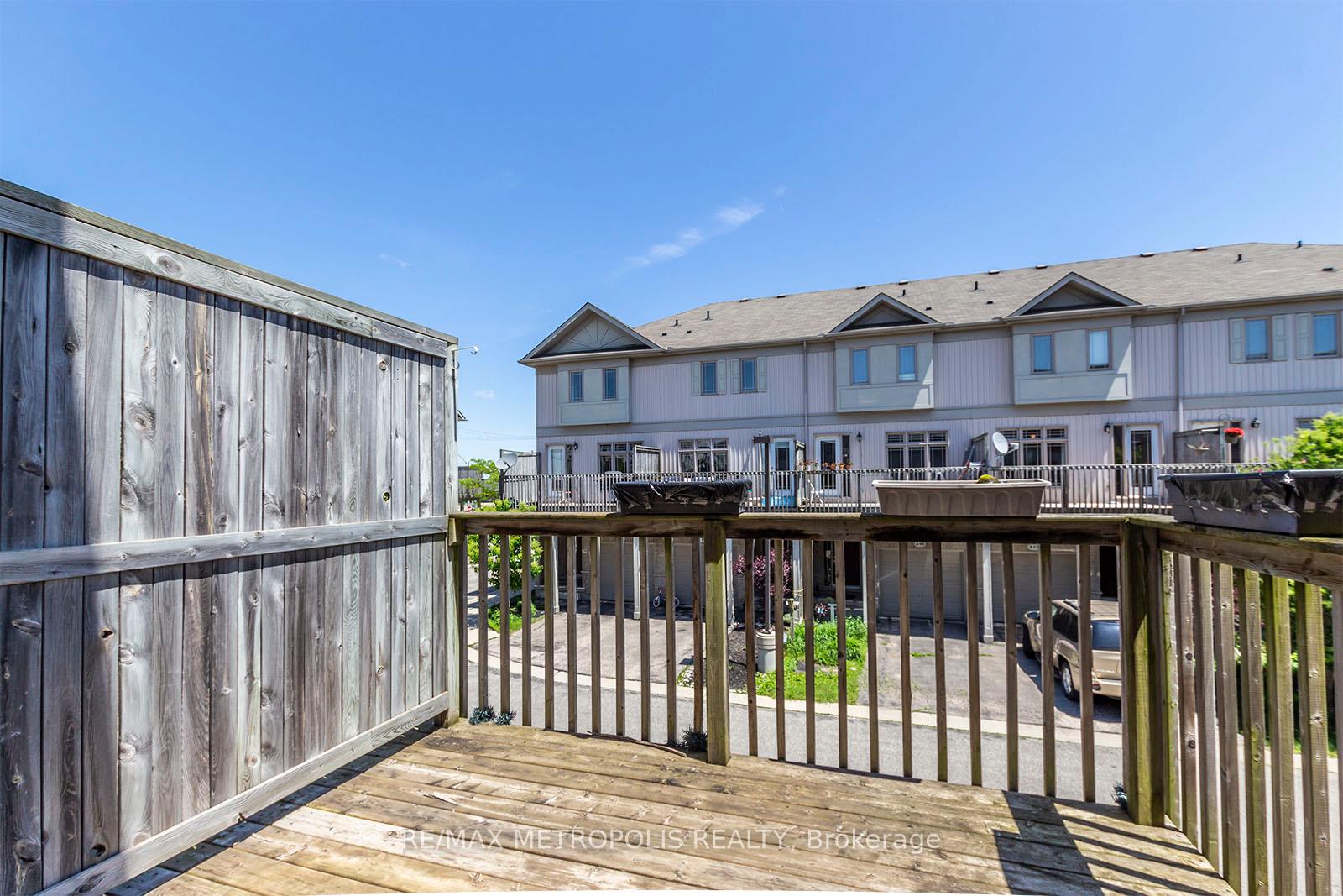 Photo 6 of Unit J53, 619 Wild Ginger Avenue, Waterloo, Columbia Forest — HOMEH