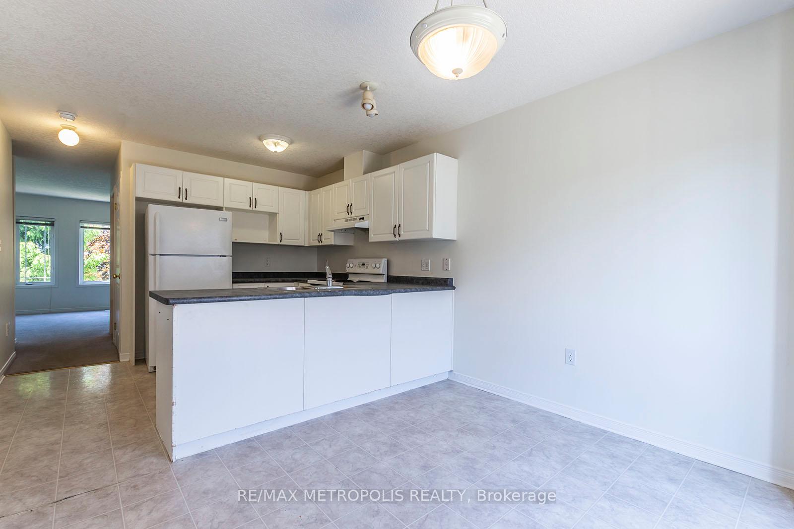 Photo 12 of Unit J53, 619 Wild Ginger Avenue, Waterloo, Columbia Forest — HOMEH