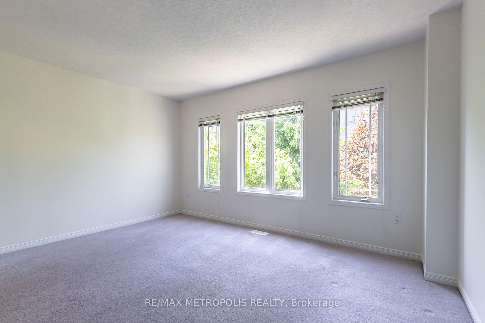 Photo 14 of Unit J53, 619 Wild Ginger Avenue, Waterloo, Columbia Forest — HOMEH