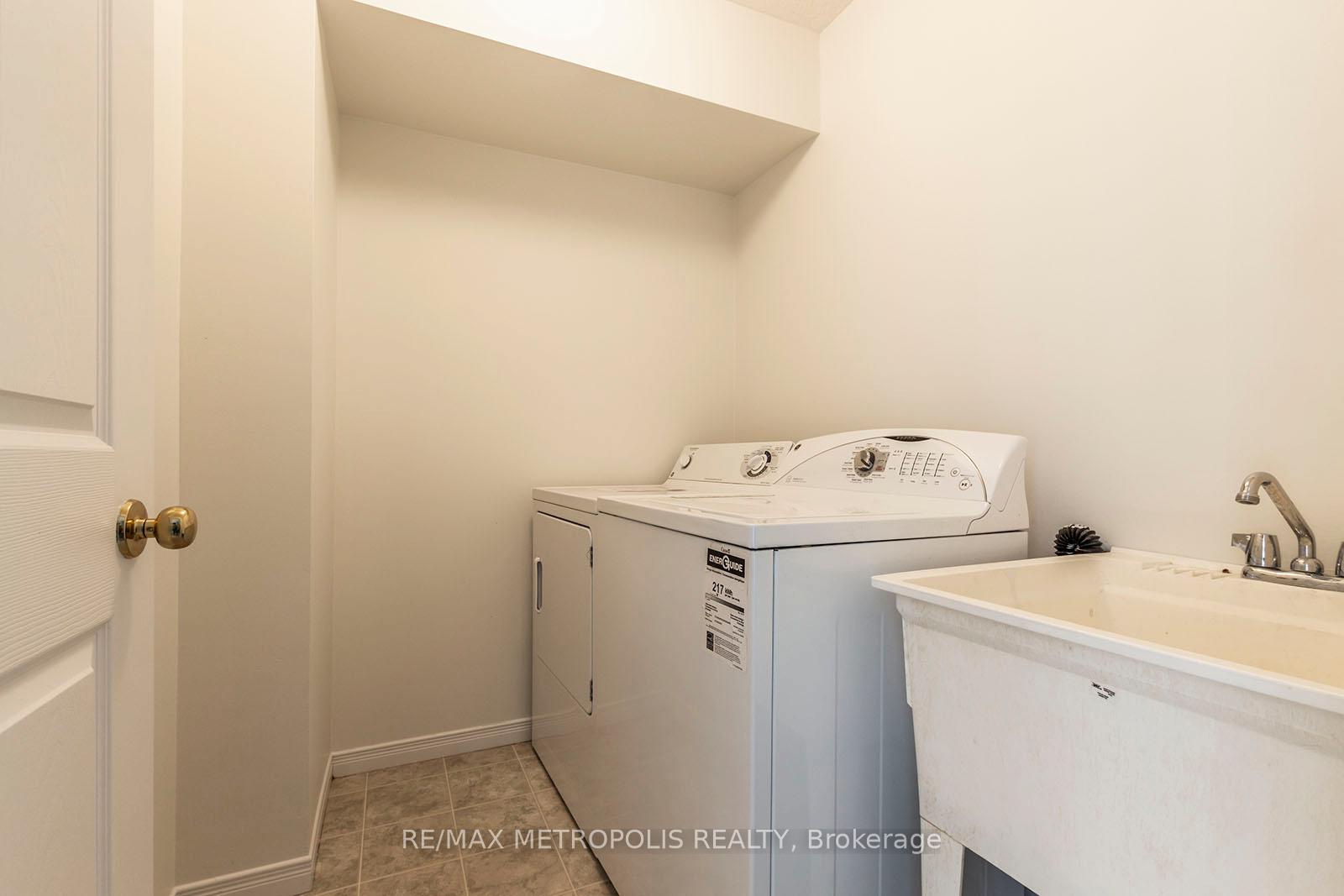 Photo 25 of Unit J53, 619 Wild Ginger Avenue, Waterloo, Columbia Forest — HOMEH