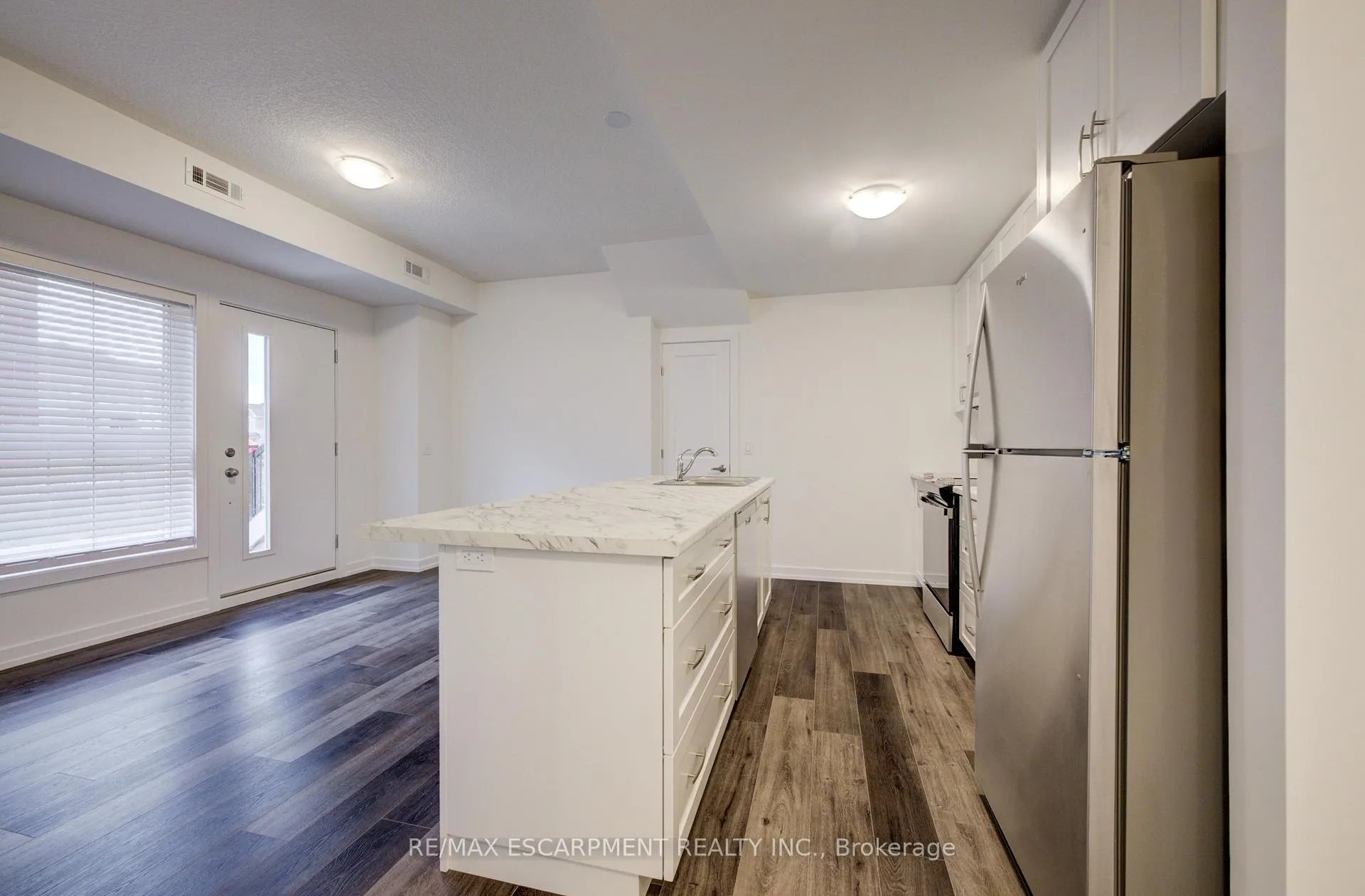 Photo 6 of Unit 20, 70 Kenesky Drive, Hamilton, Waterdown — HOMEH