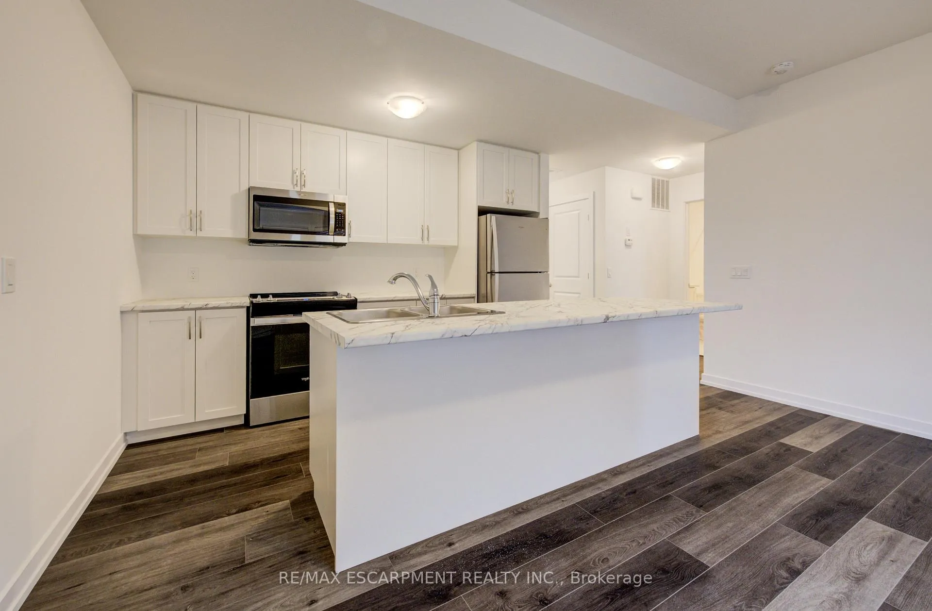 Photo 11 of Unit 20, 70 Kenesky Drive, Hamilton, Waterdown — HOMEH