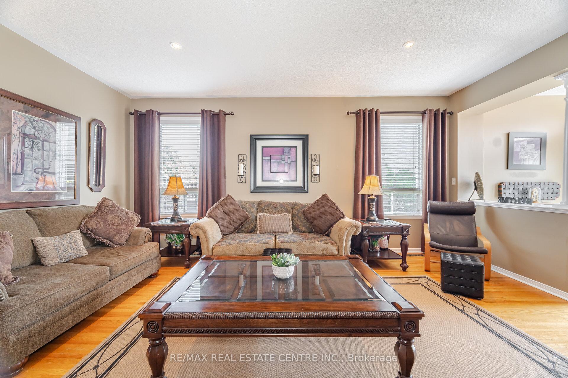 Photo 8 of 21 Hesketh Court, Caledon, Rural Caledon — HOMEH