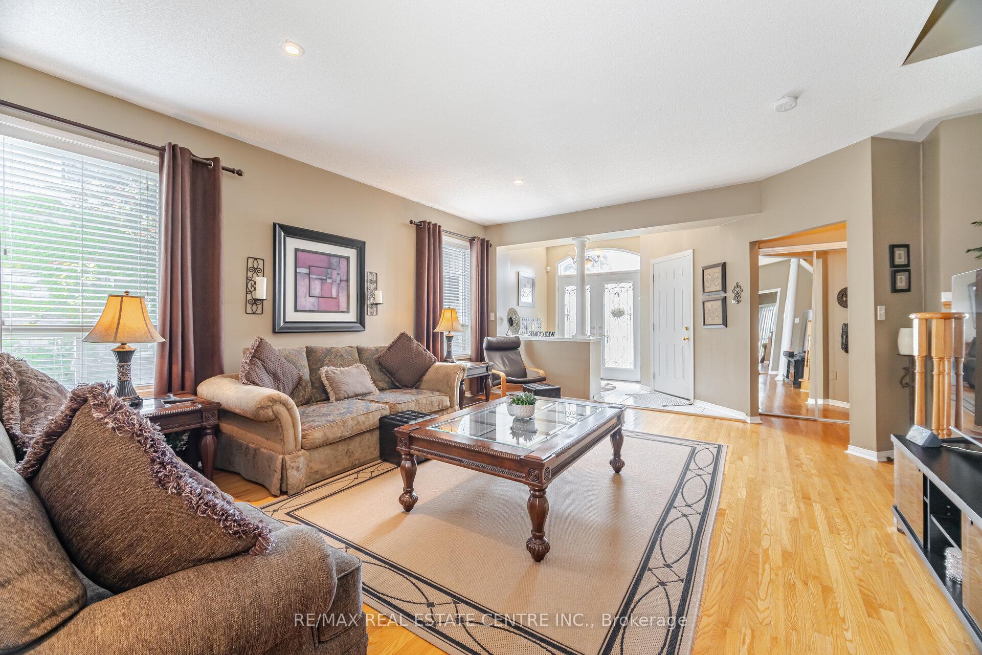 Photo 9 of 21 Hesketh Court, Caledon, Rural Caledon — HOMEH