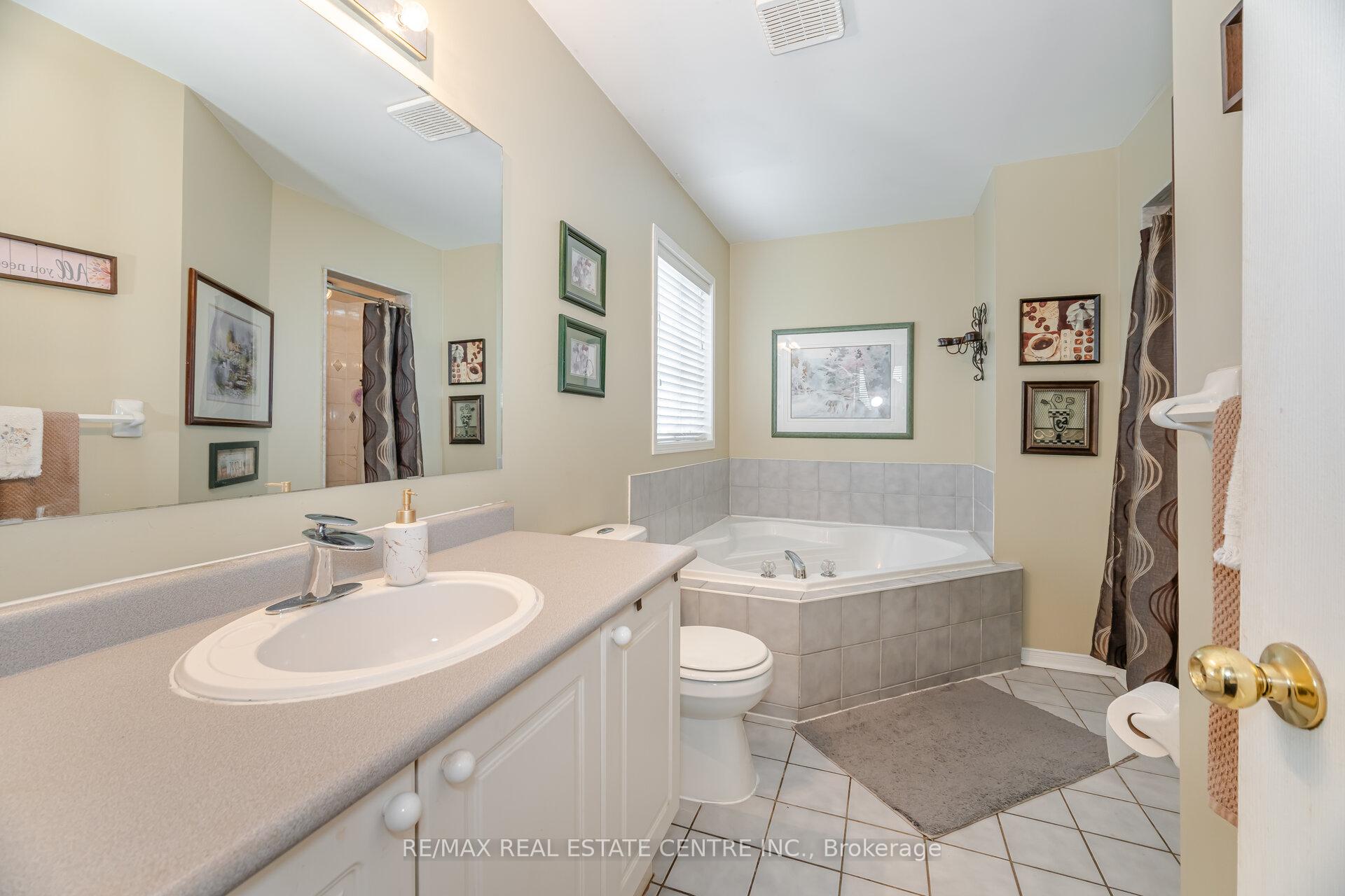 Photo 23 of 21 Hesketh Court, Caledon, Rural Caledon — HOMEH