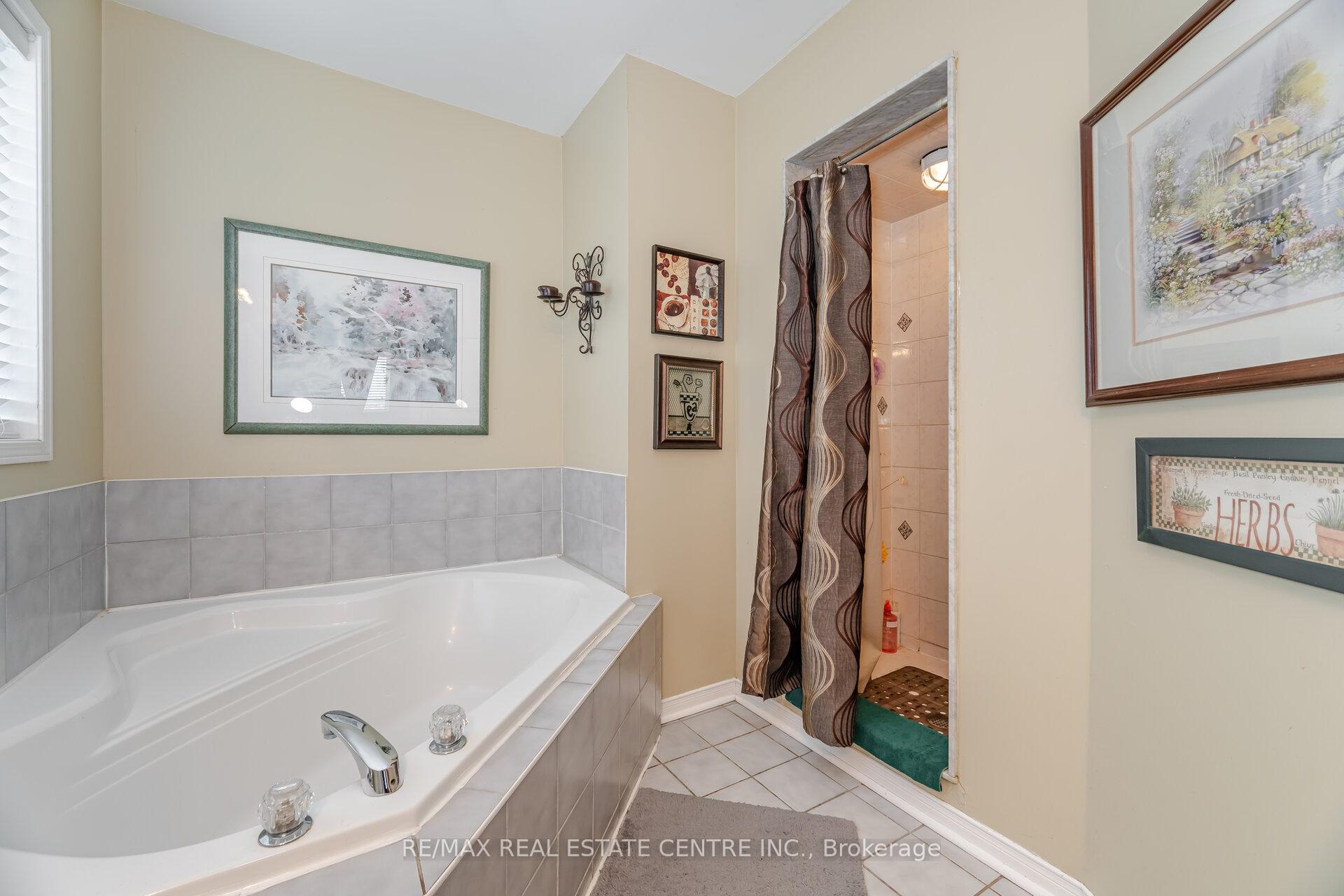 Photo 24 of 21 Hesketh Court, Caledon, Rural Caledon — HOMEH