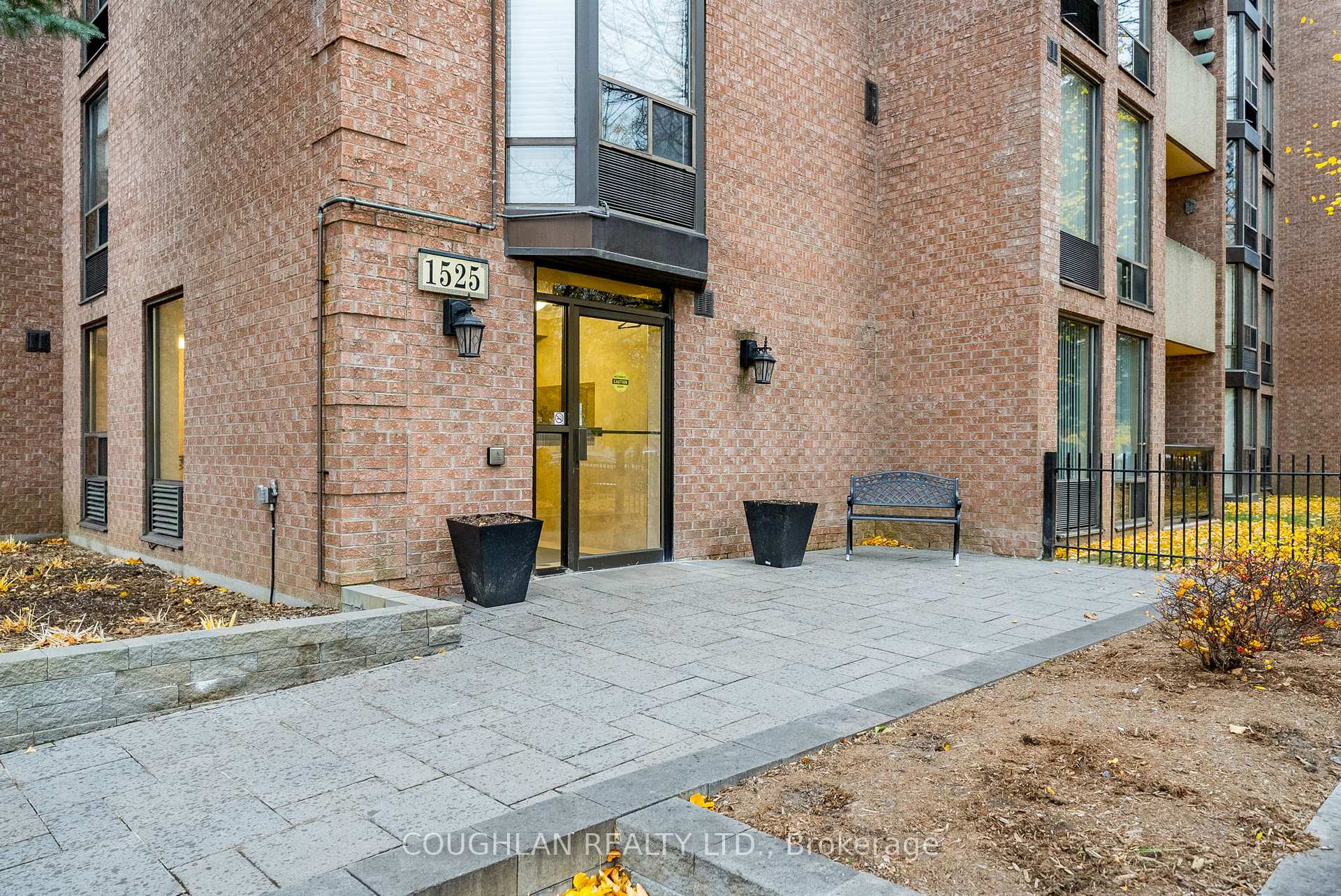 Photo 3 of Unit 313, 1525 Diefenbaker Court, Pickering, Town Centre — HOMEH