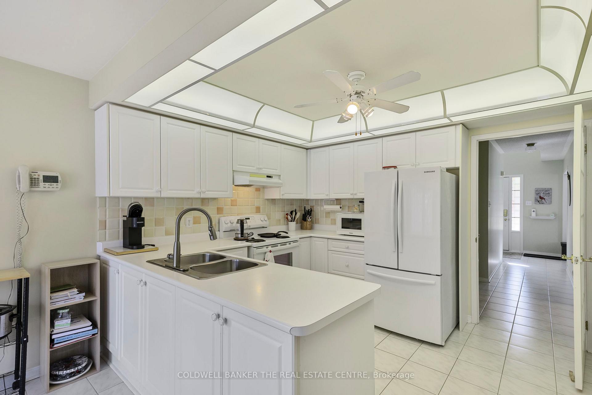 Photo 17 of 46 Benson Drive, Barrie, Northwest — HOMEH