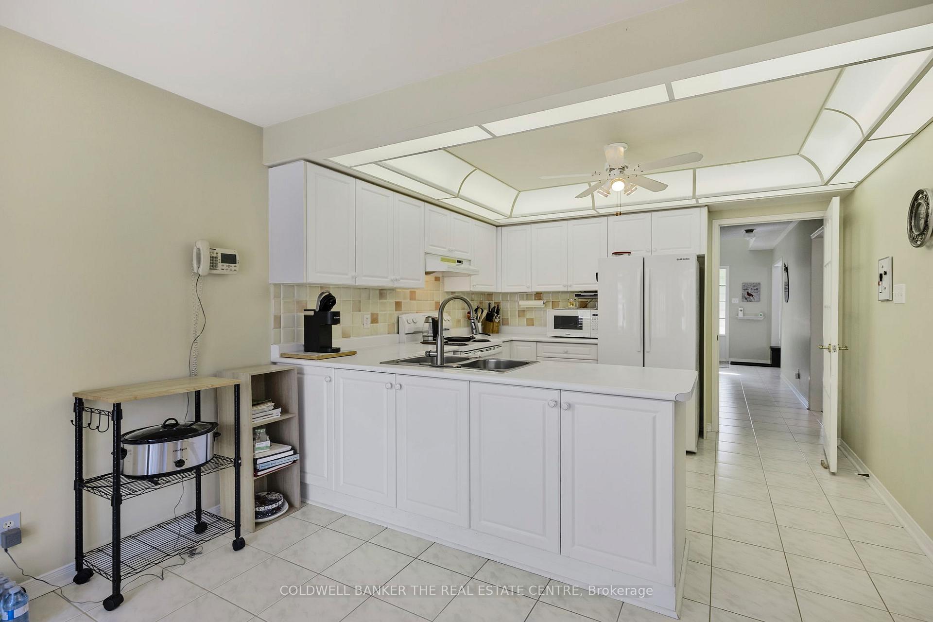 Photo 20 of 46 Benson Drive, Barrie, Northwest — HOMEH