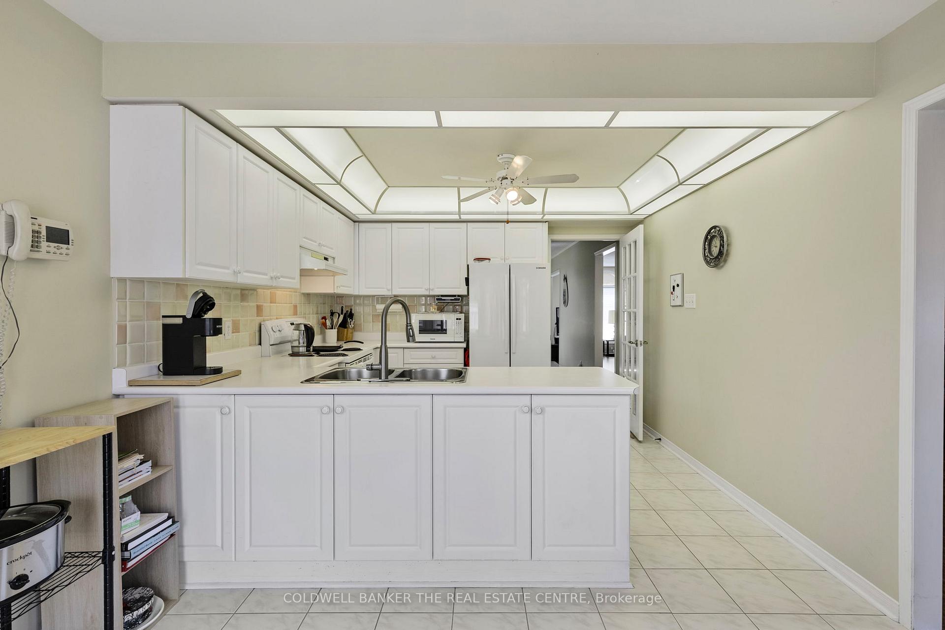 Photo 21 of 46 Benson Drive, Barrie, Northwest — HOMEH