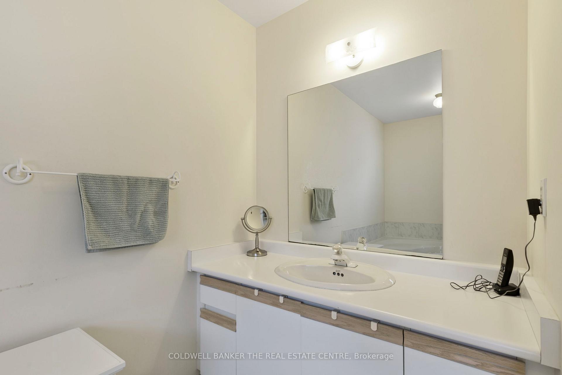 Photo 28 of 46 Benson Drive, Barrie, Northwest — HOMEH