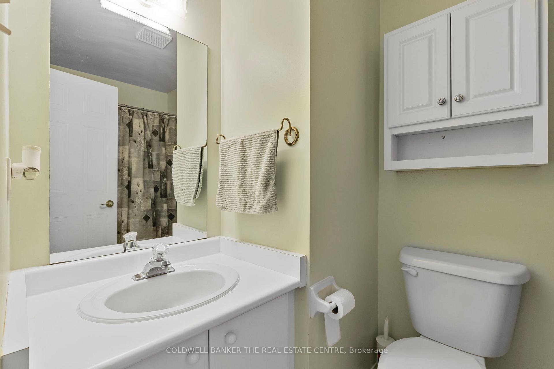 Photo 32 of 46 Benson Drive, Barrie, Northwest — HOMEH