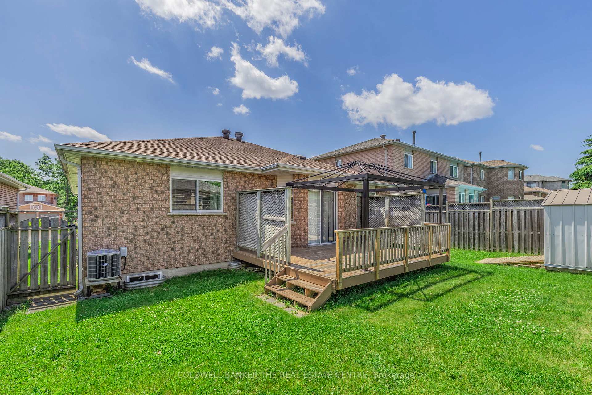 Photo 39 of 46 Benson Drive, Barrie, Northwest — HOMEH