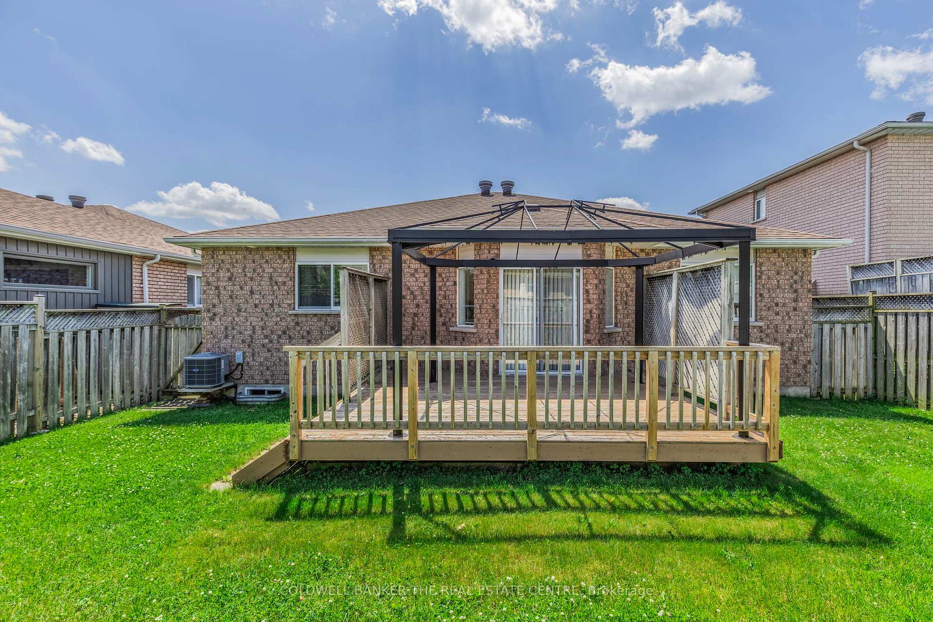 Photo 43 of 46 Benson Drive, Barrie, Northwest — HOMEH
