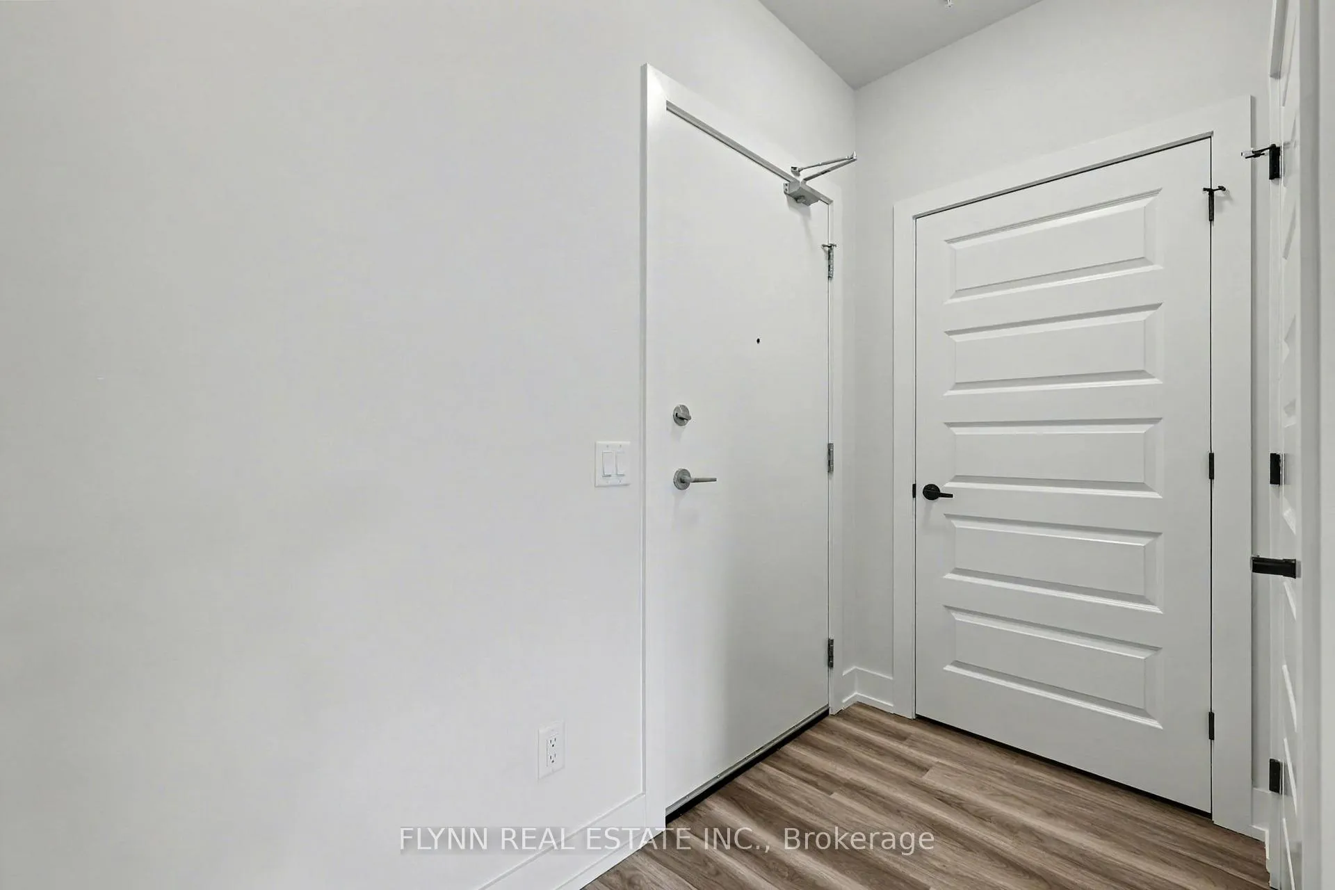 Photo 10 of Unit 312, 1100 Lackner Place, Kitchener — HOMEH