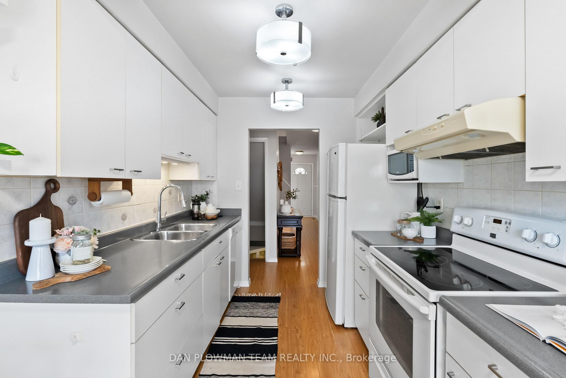 Photo 14 of Unit 87, 1330 Trowbridge Drive, Oshawa, Centennial — HOMEH