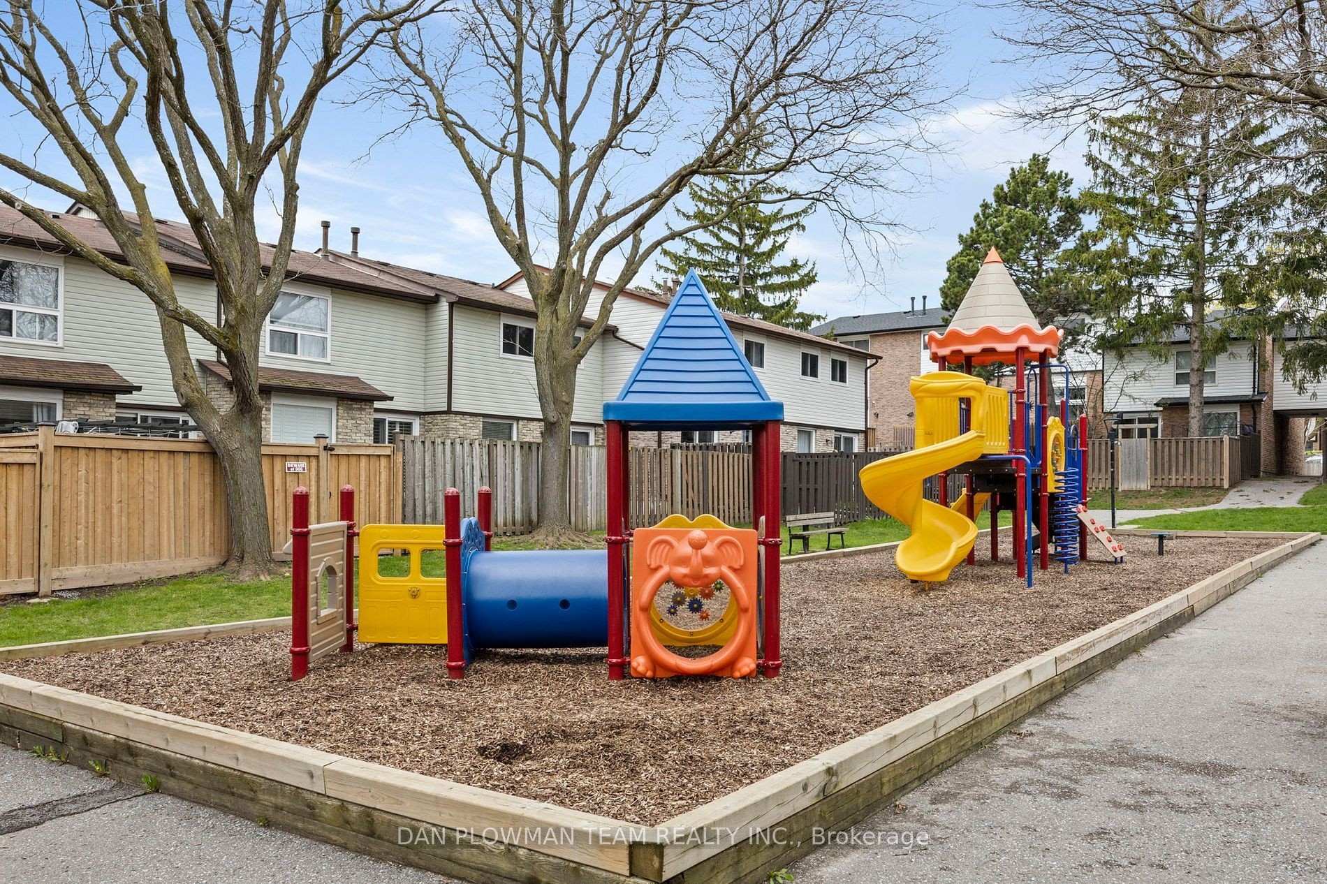 Photo 41 of Unit 87, 1330 Trowbridge Drive, Oshawa, Centennial — HOMEH