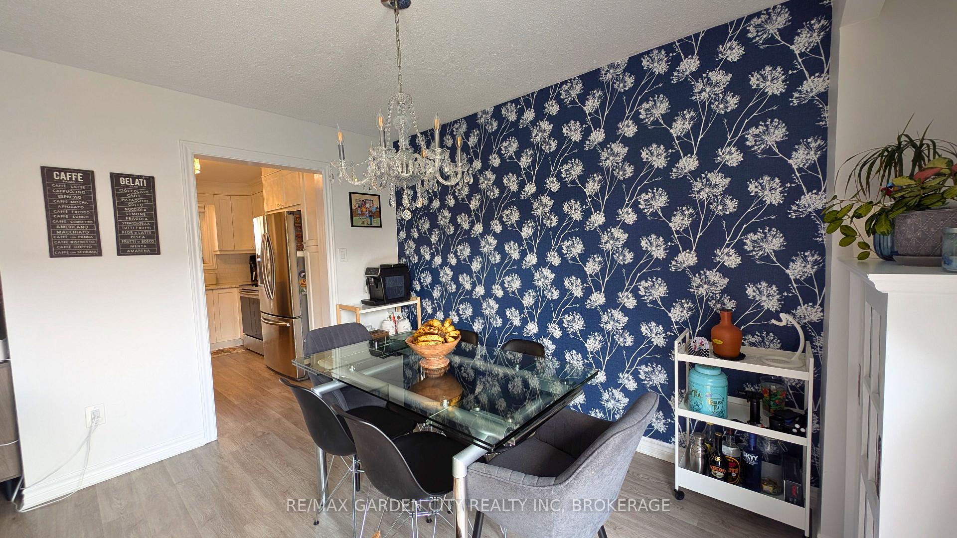Photo 8 of 910 Limeridge Road E, Hamilton, Berrisfield — HOMEH