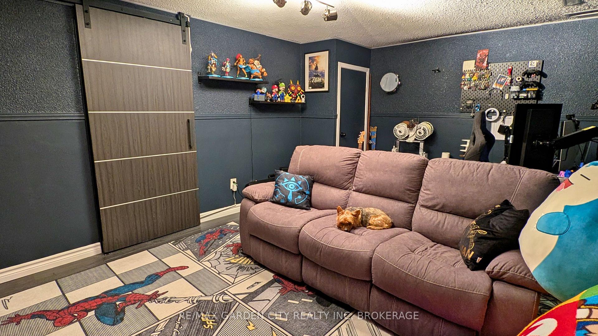 Photo 63 of 910 Limeridge Road E, Hamilton, Berrisfield — HOMEH