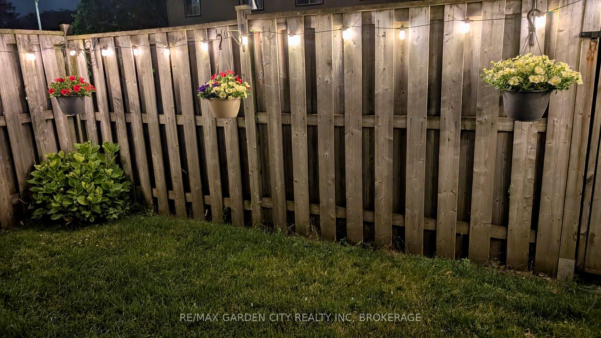 Photo 68 of 910 Limeridge Road E, Hamilton, Berrisfield — HOMEH