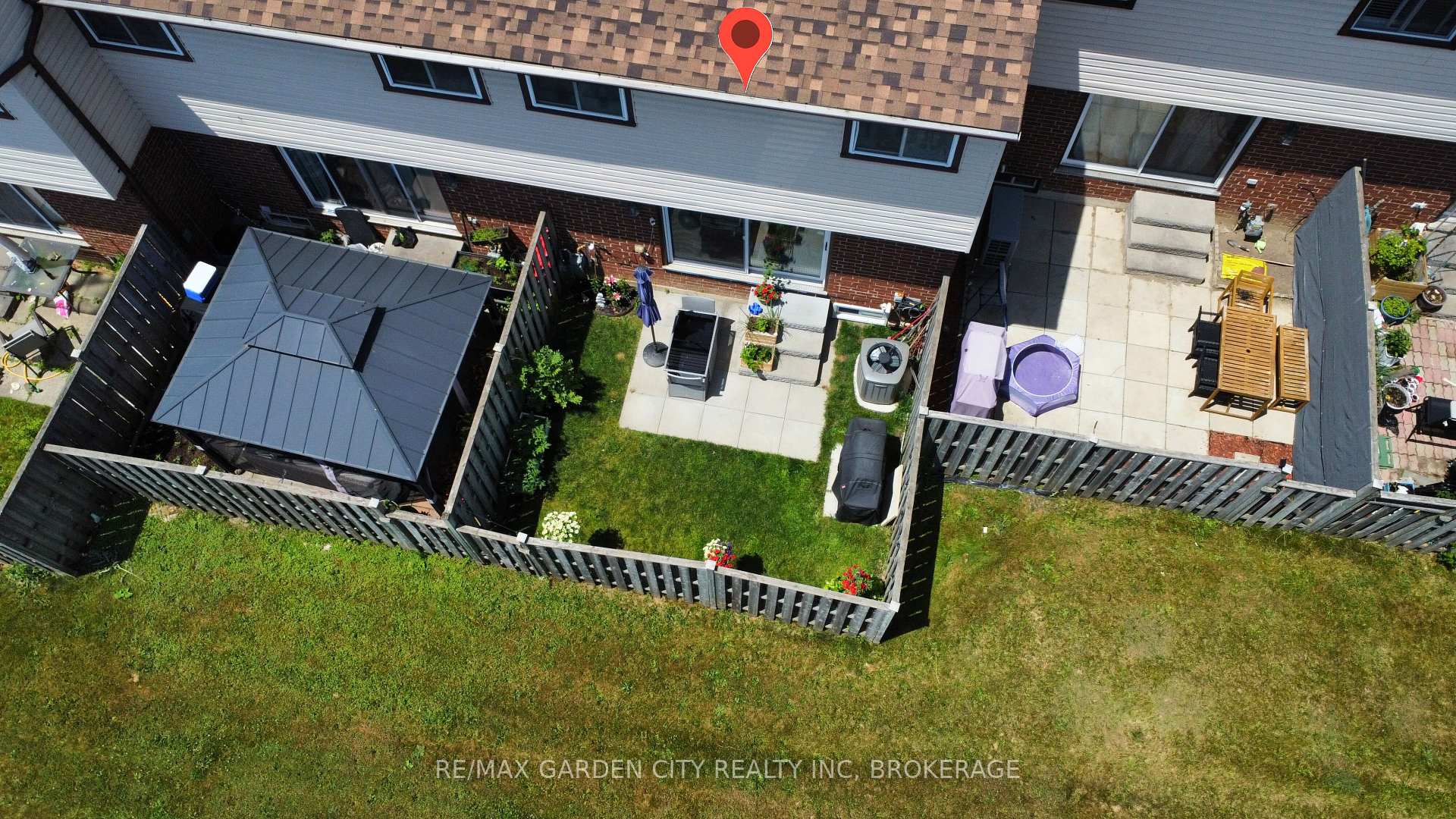 Photo 72 of 910 Limeridge Road E, Hamilton, Berrisfield — HOMEH