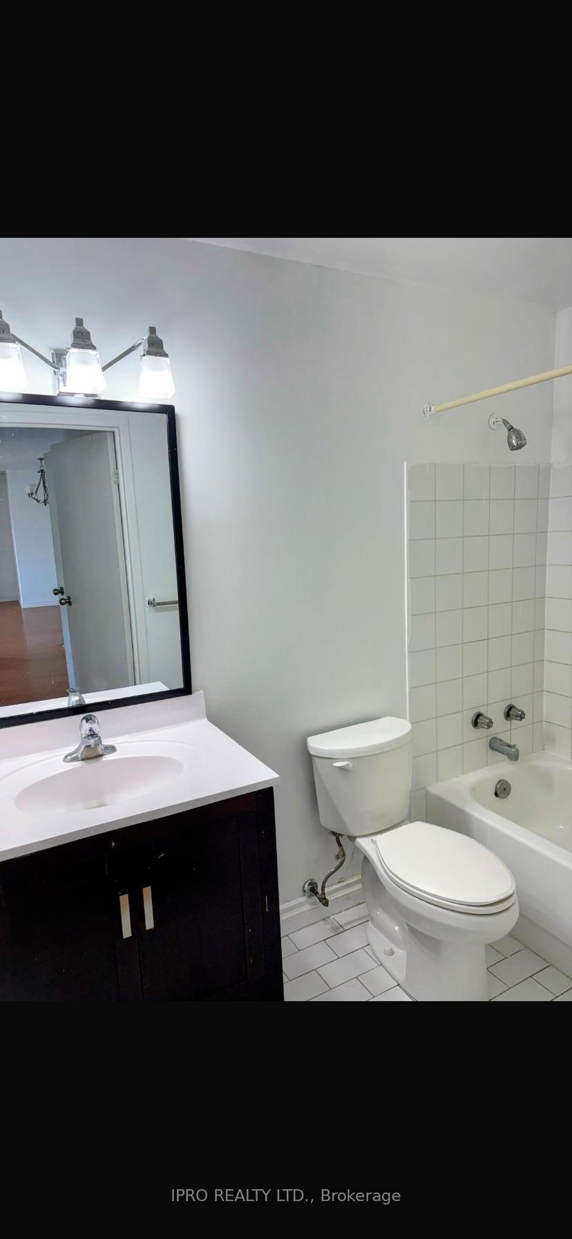 Photo 3 of Unit 408, 55 Blue Springs Drive, Waterloo — HOMEH
