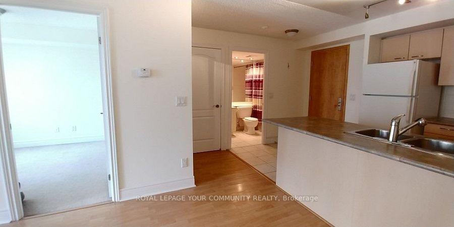 Photo 4 of Unit 525, 62 Suncrest Boulevard S, Markham, Commerce Valley — HOMEH