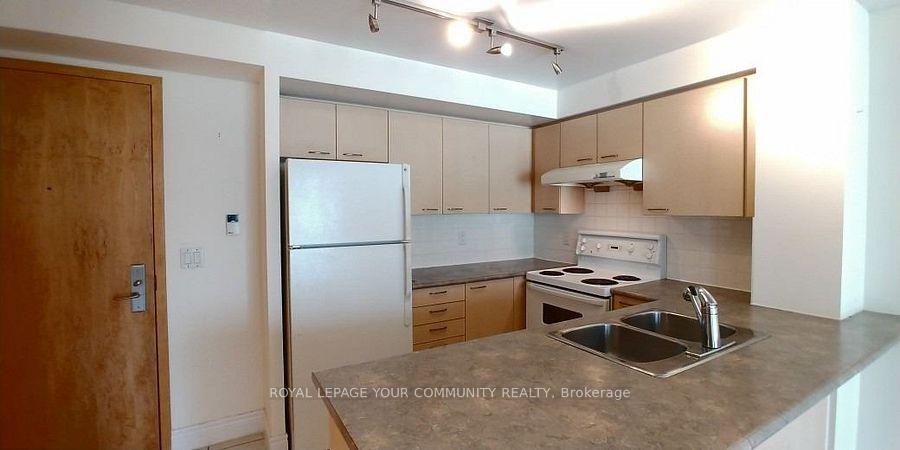 Photo 6 of Unit 525, 62 Suncrest Boulevard S, Markham, Commerce Valley — HOMEH