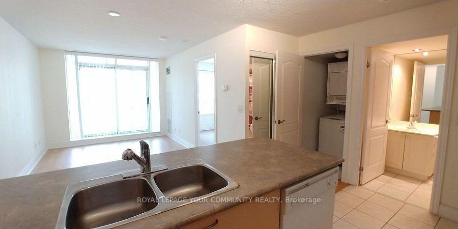 Photo 7 of Unit 525, 62 Suncrest Boulevard S, Markham, Commerce Valley — HOMEH