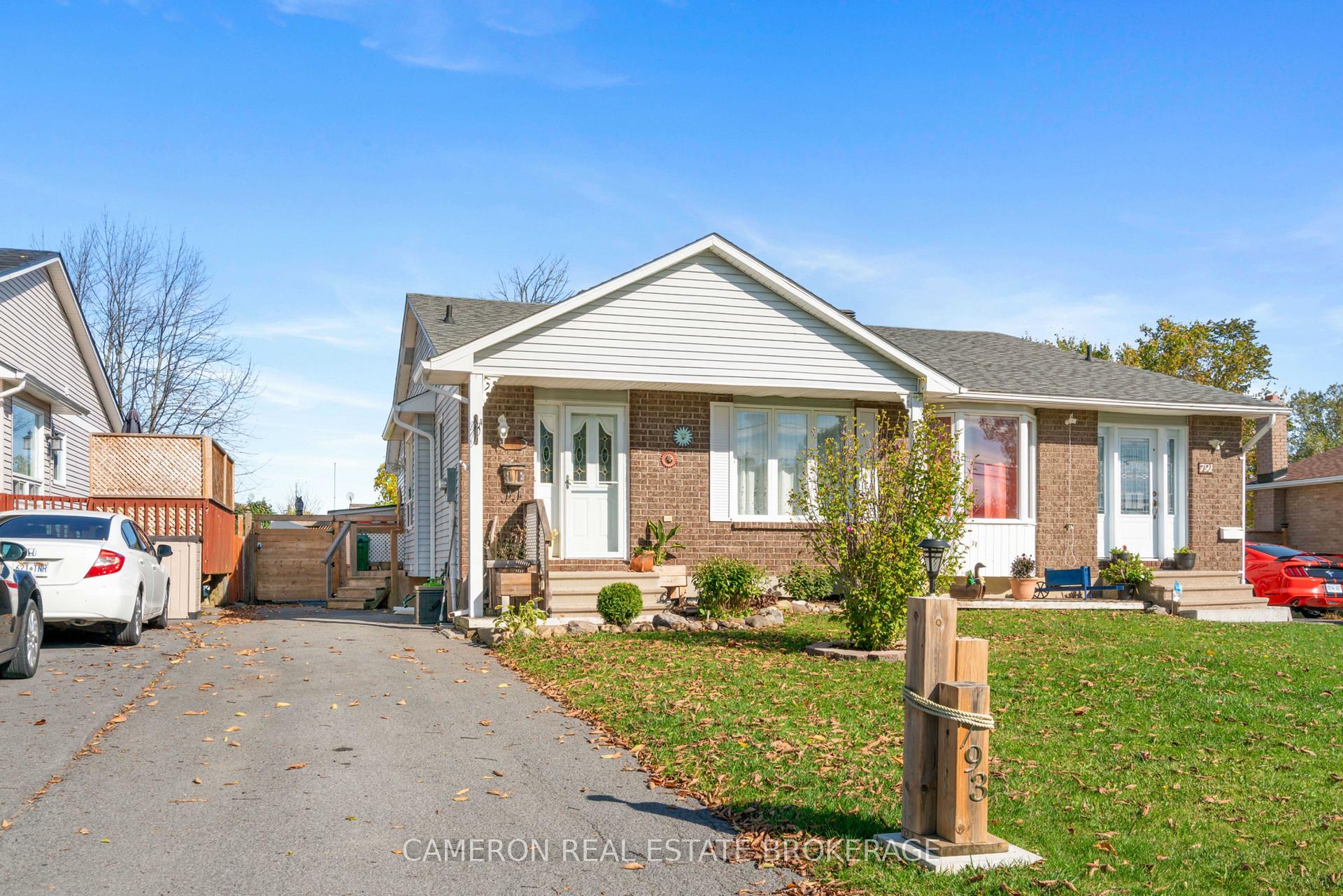 Photo 2 of 793 Laflin Avenue, Cornwall — HOMEH