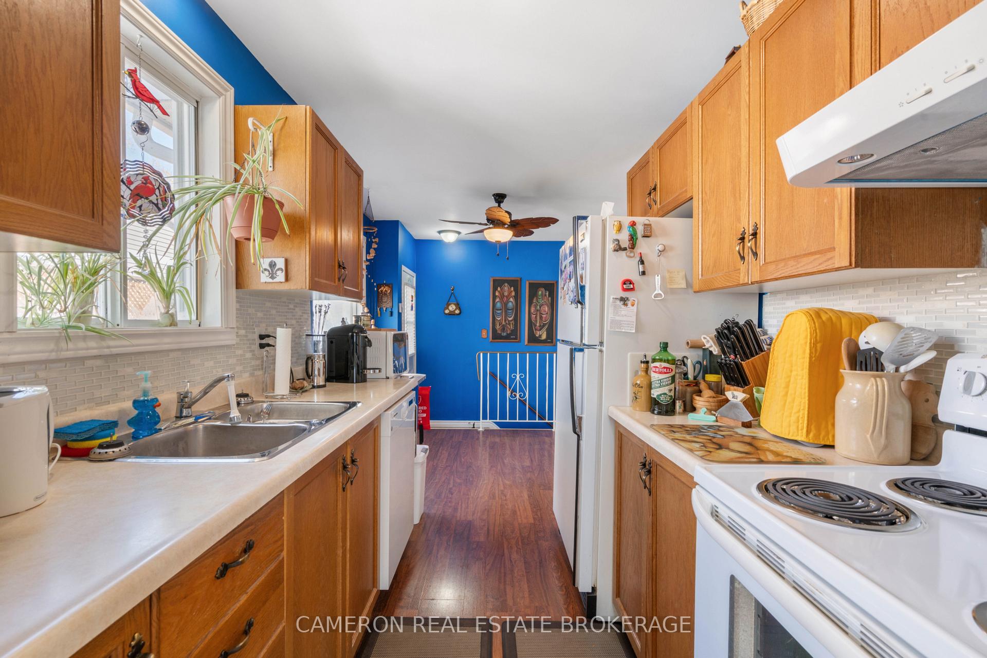 Photo 7 of 793 Laflin Avenue, Cornwall — HOMEH