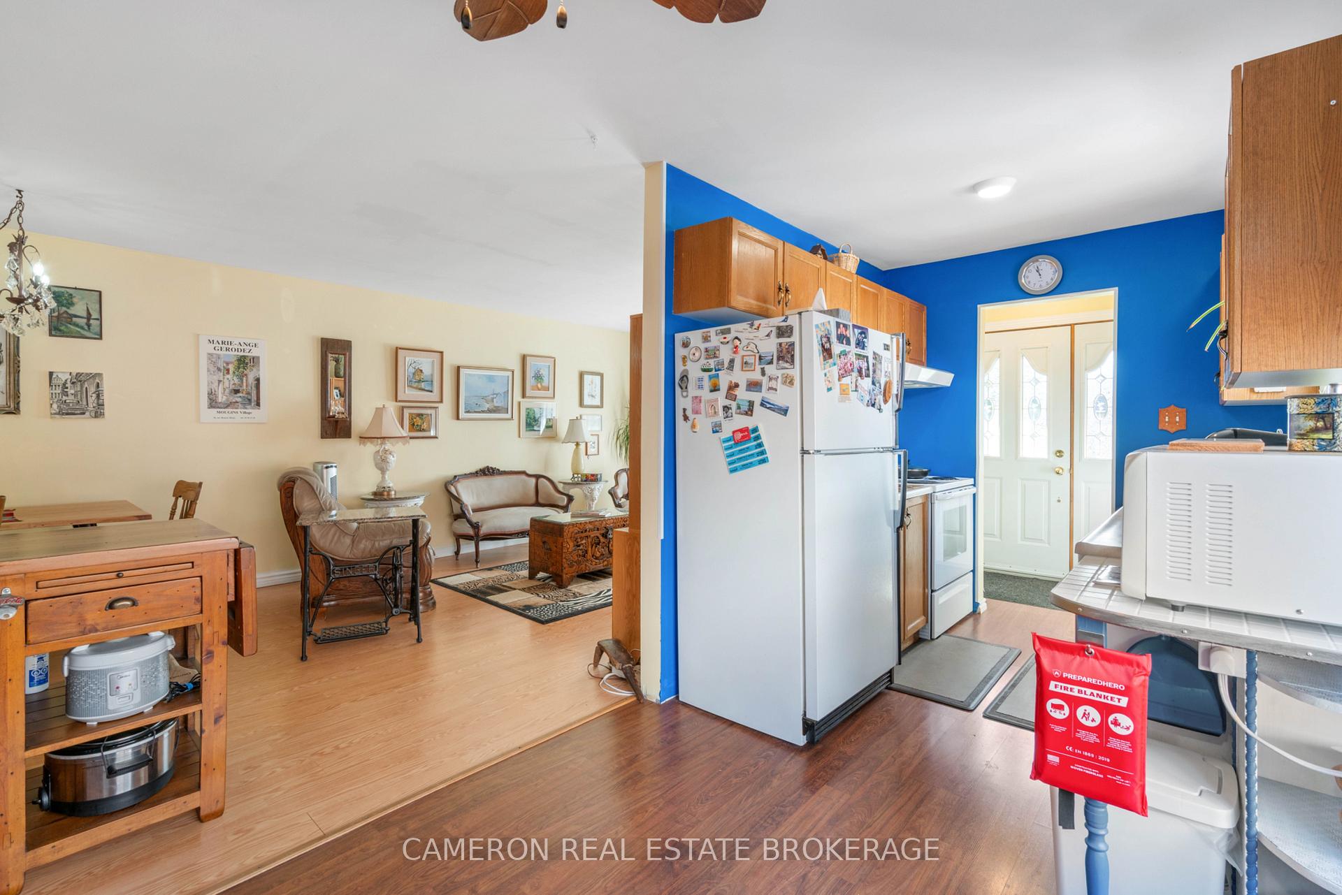 Photo 10 of 793 Laflin Avenue, Cornwall — HOMEH