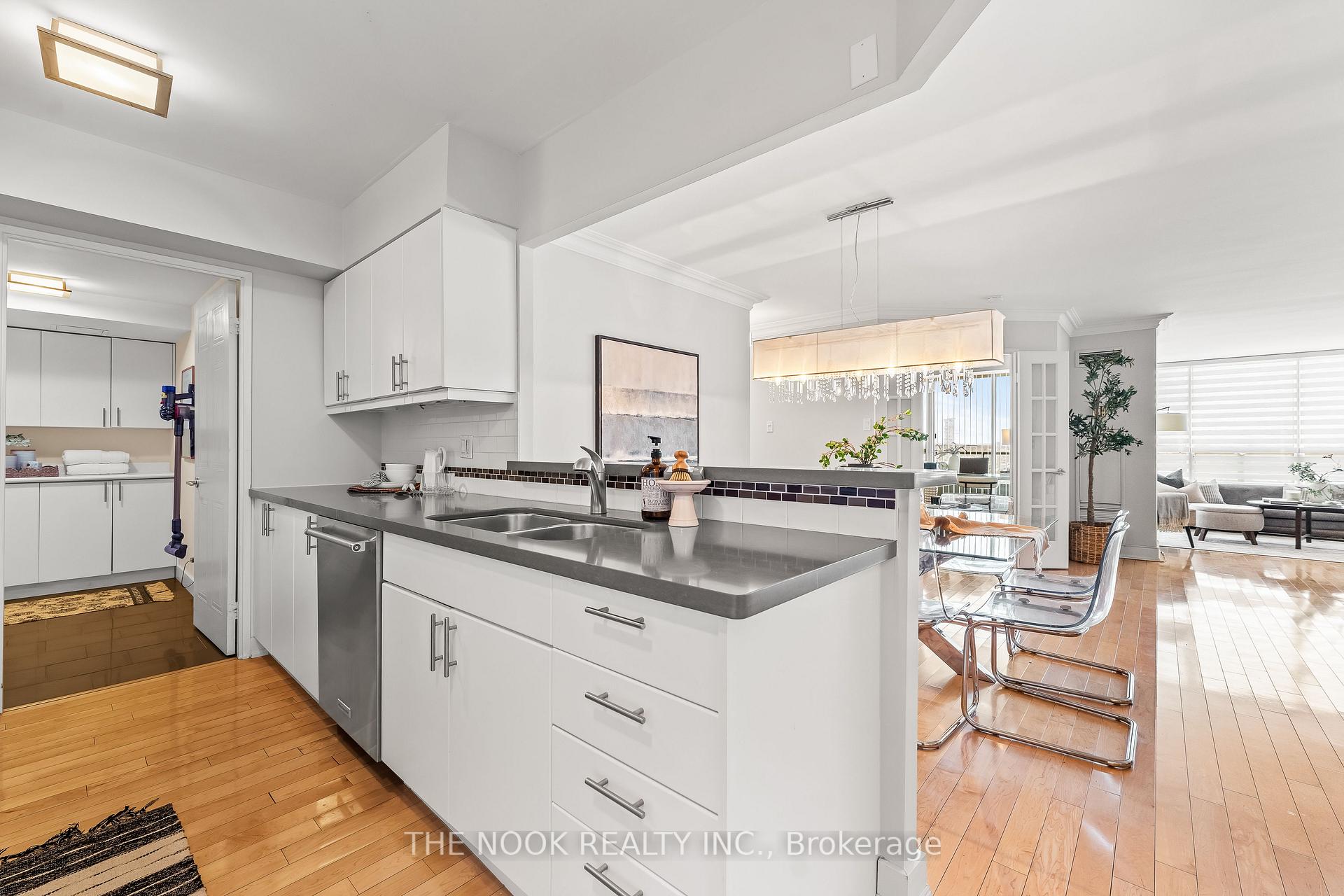 Photo 16 of Unit 1014, 1890 Valley Farm Road, Pickering, Town Centre — HOMEH