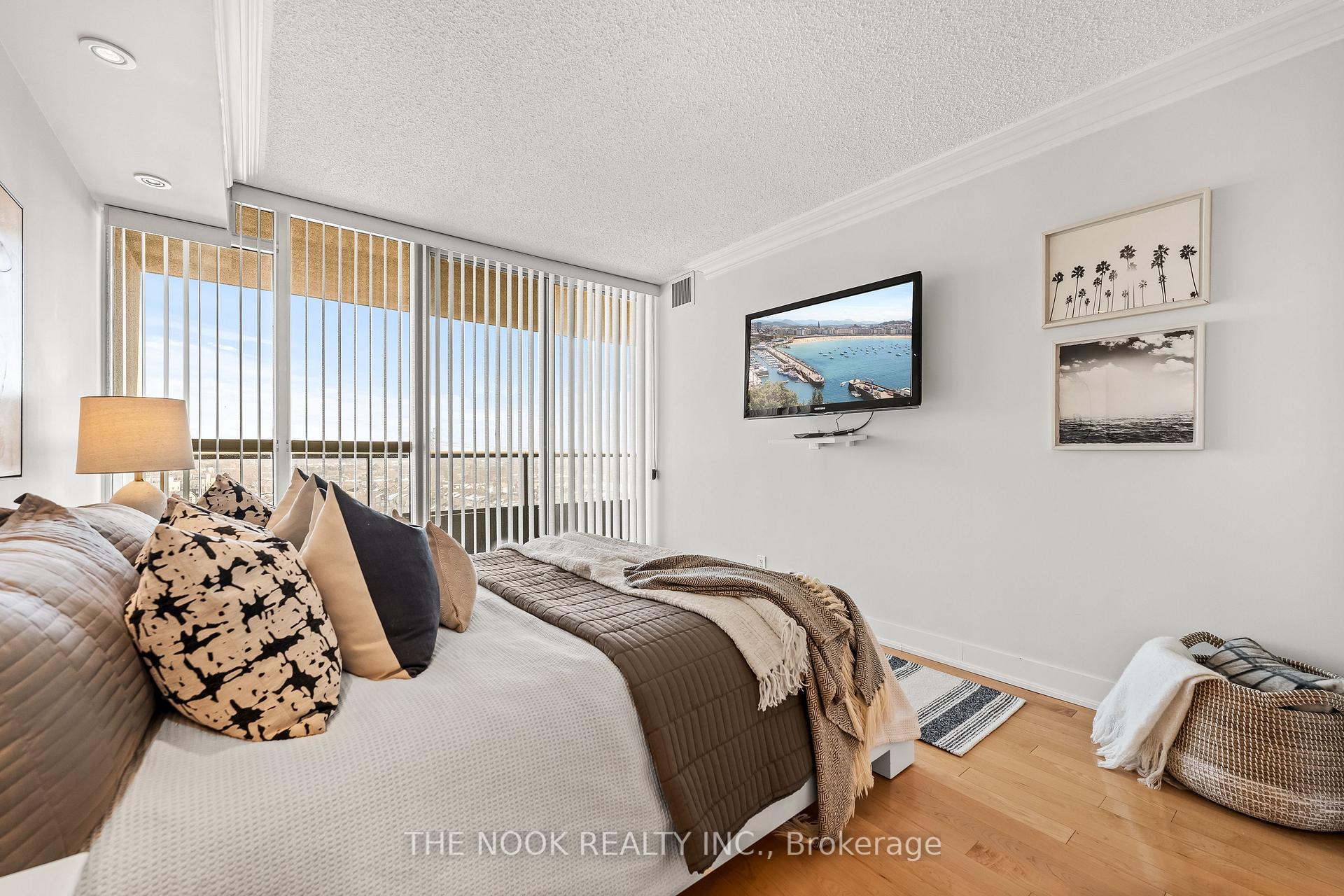 Photo 22 of Unit 1014, 1890 Valley Farm Road, Pickering, Town Centre — HOMEH
