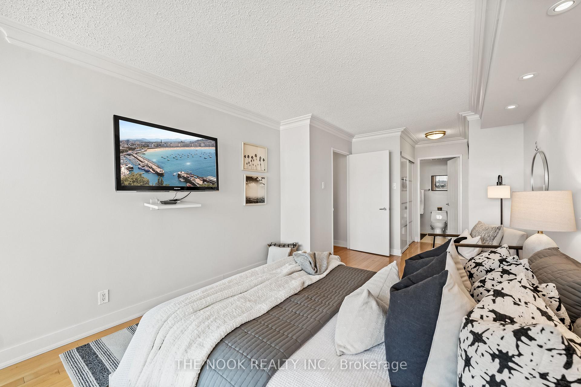 Photo 24 of Unit 1014, 1890 Valley Farm Road, Pickering, Town Centre — HOMEH