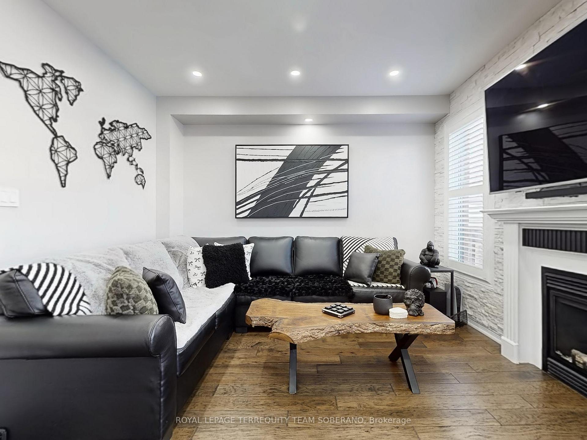Photo 7 of 98 Erskine Drive, Clarington, Newcastle — HOMEH