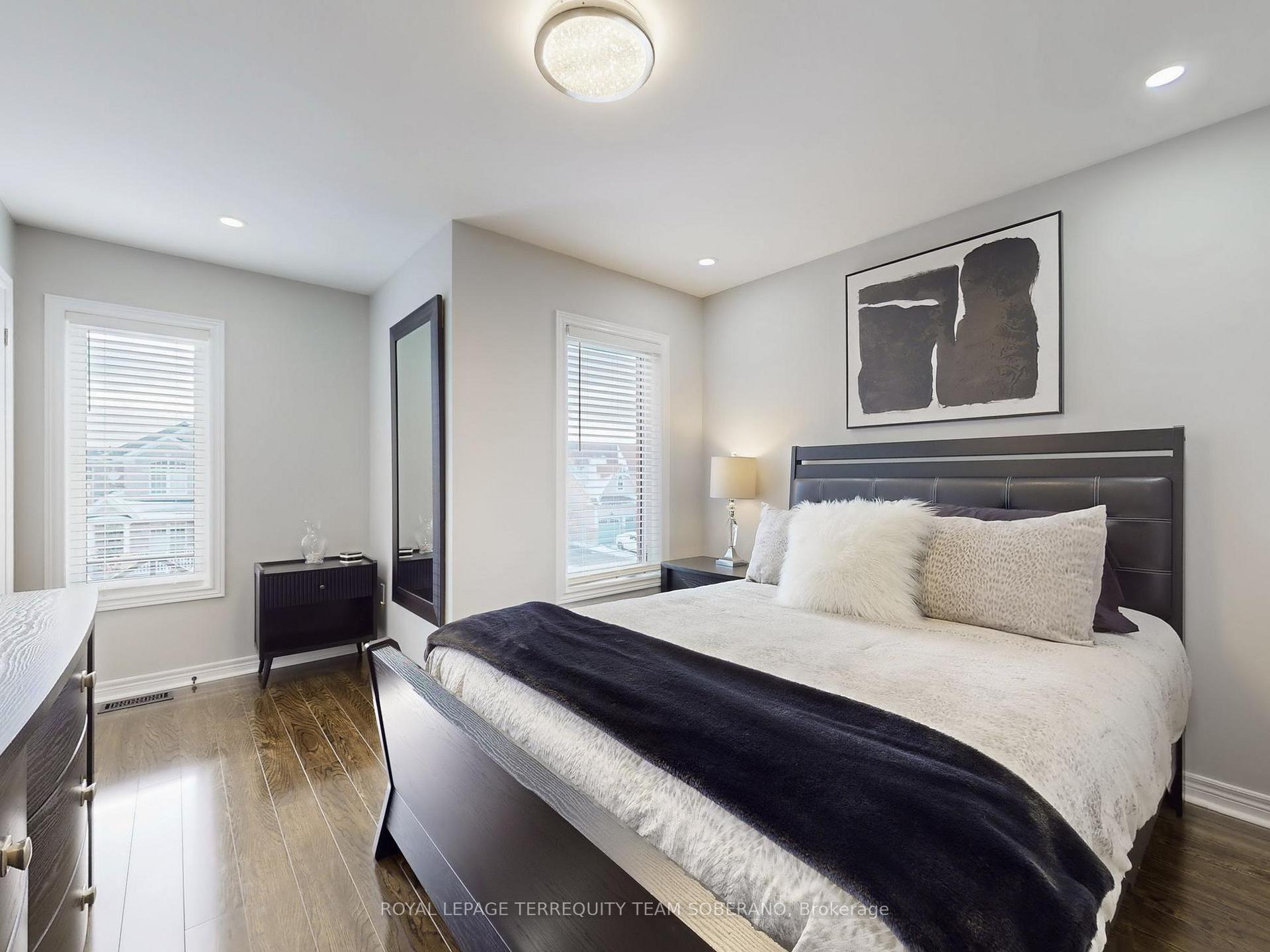 Photo 26 of 98 Erskine Drive, Clarington, Newcastle — HOMEH