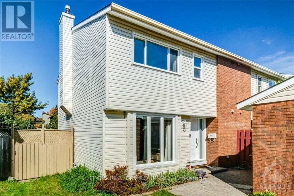 Photo 3 of 34 Burnett's Grove Circle, Ottawa, Barrhaven - Pheasant Run — HOMEH