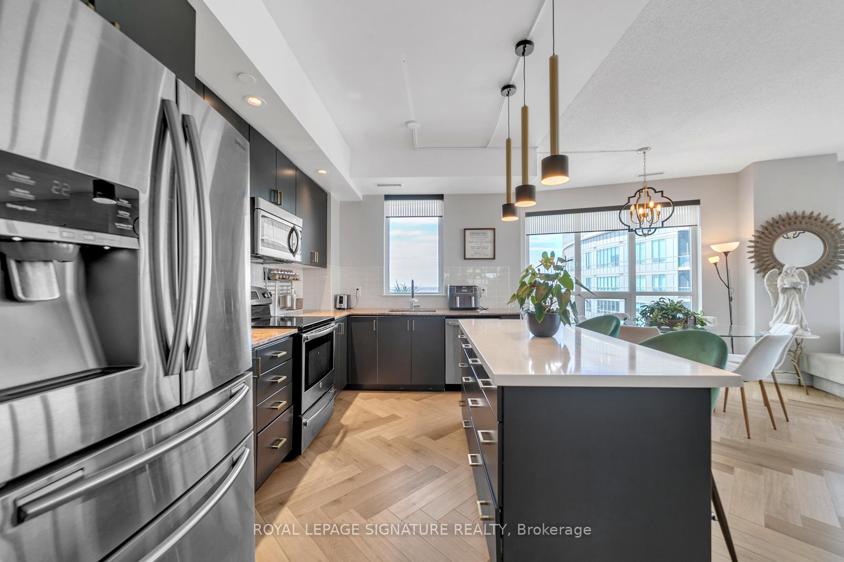 Photo 16 of Unit Ph316, 7161 Yonge Street, Markham, Grandview — HOMEH