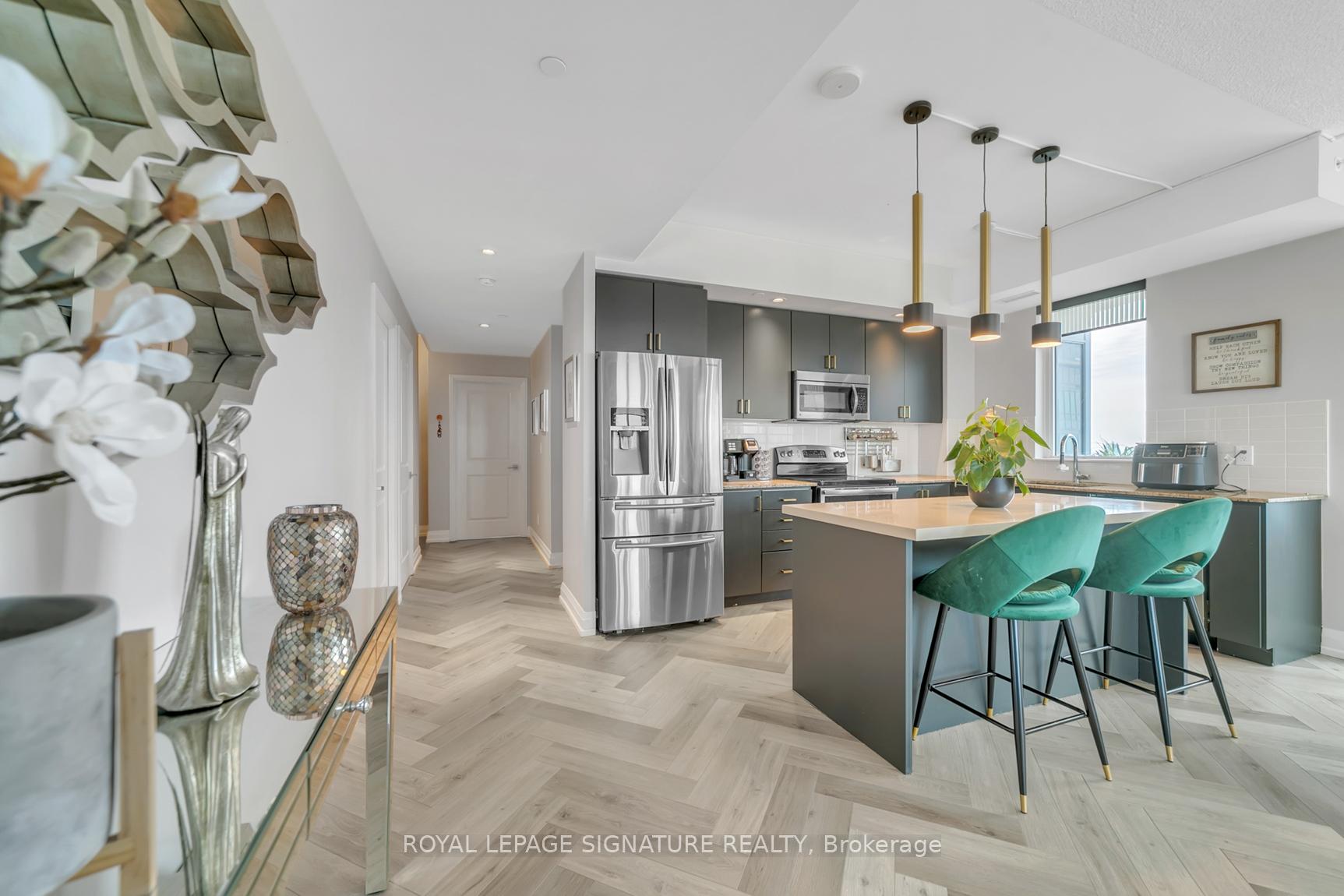 Photo 21 of Unit Ph316, 7161 Yonge Street, Markham, Grandview — HOMEH