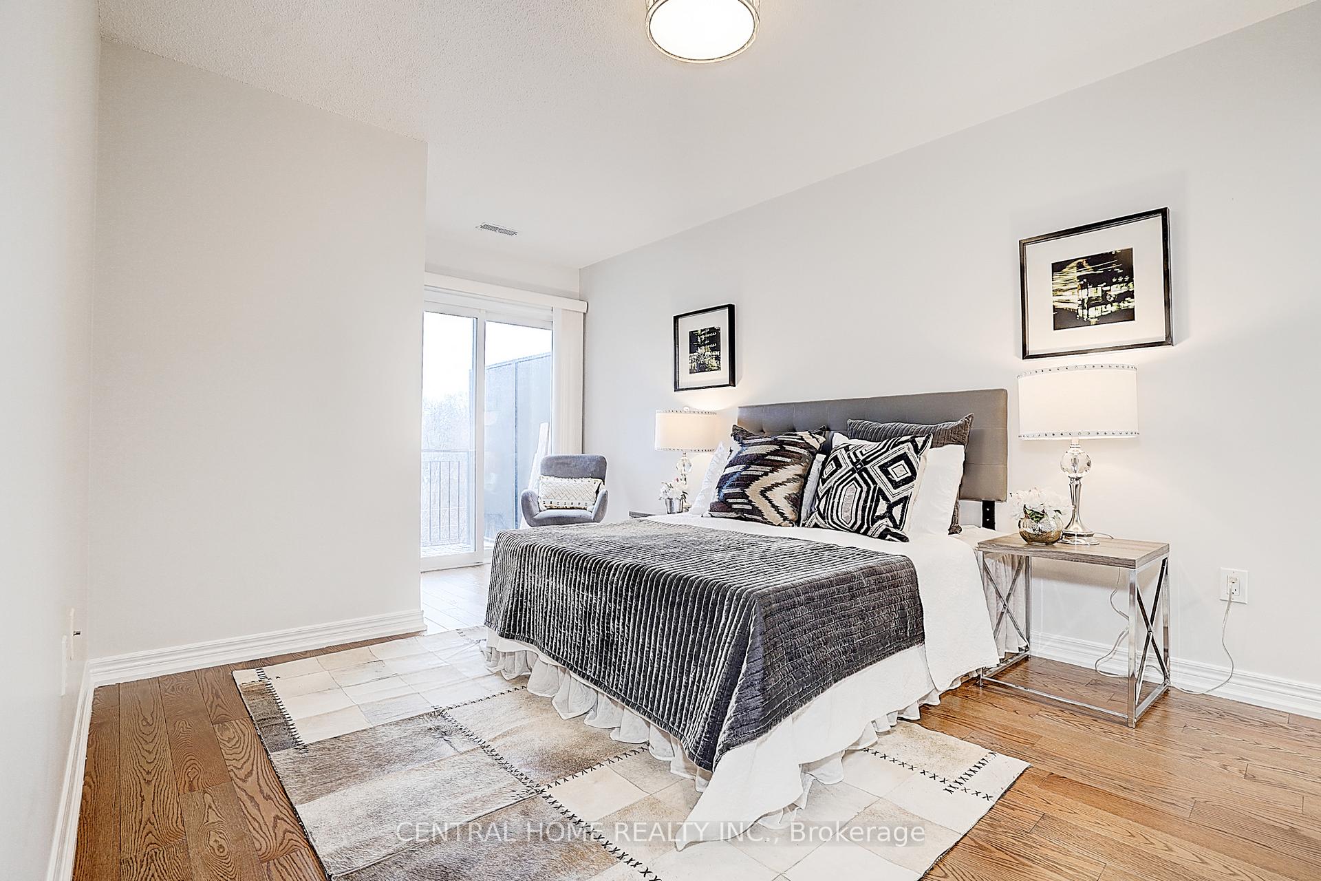 Photo 22 of Unit 302, 76 Aerodrome Crescent, Toronto, Leaside — HOMEH