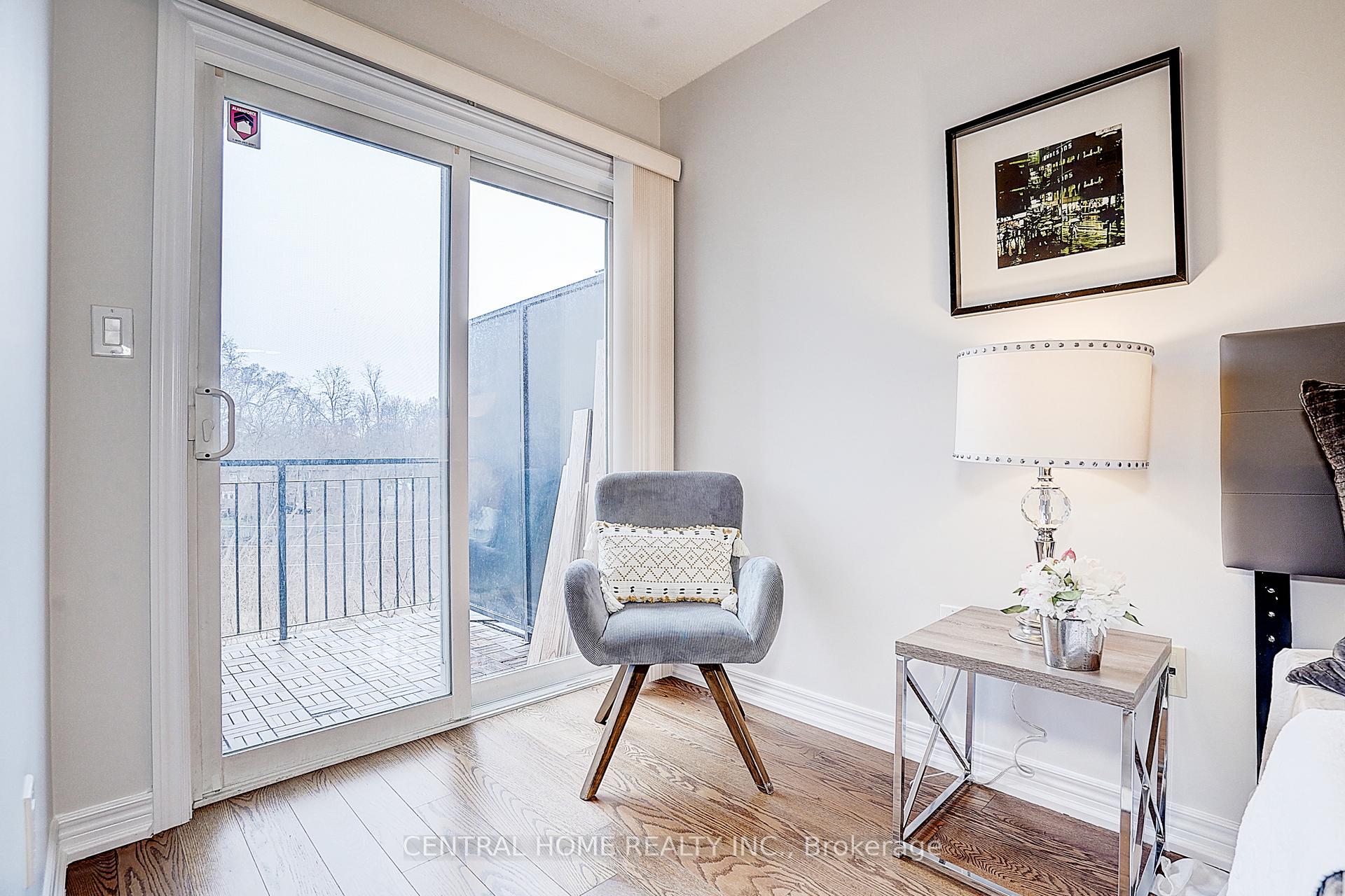 Photo 24 of Unit 302, 76 Aerodrome Crescent, Toronto, Leaside — HOMEH